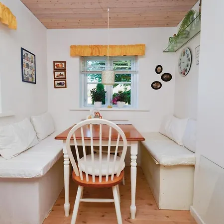 Сasa de vacaciones Two-bedroom In *
